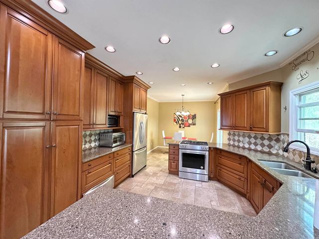 2307 Morningside Drive, Jonesboro, AR 72404