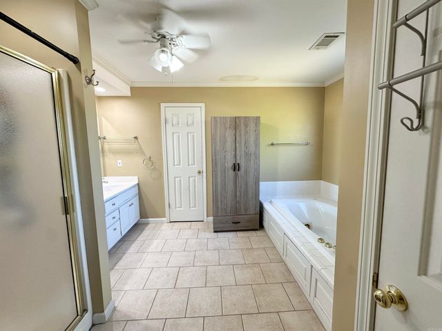 2307 Morningside Drive, Jonesboro, AR 72404
