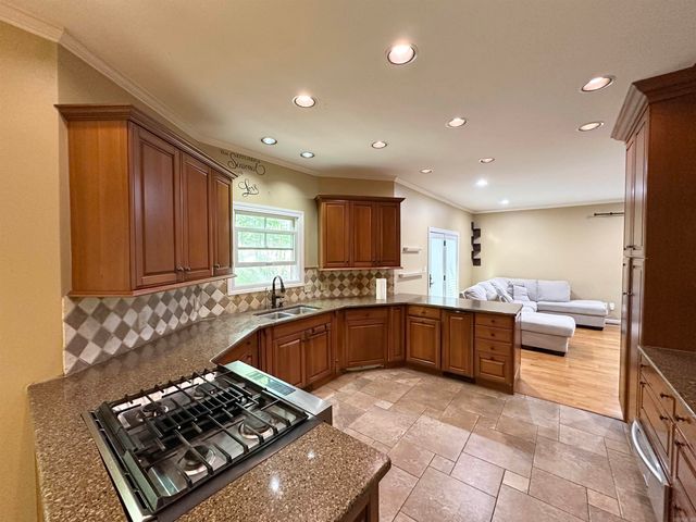 2307 Morningside Drive, Jonesboro, AR 72404