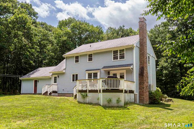27 West Street, Hebron, CT 06248