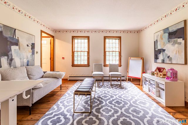 27 West Street, Hebron, CT 06248