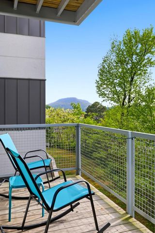 411 Fairpoint Street 205, Chattanooga, TN 37405