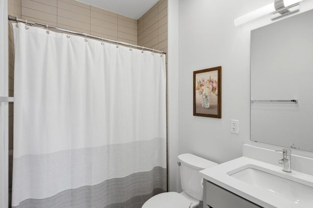 411 Fairpoint Street 205, Chattanooga, TN 37405