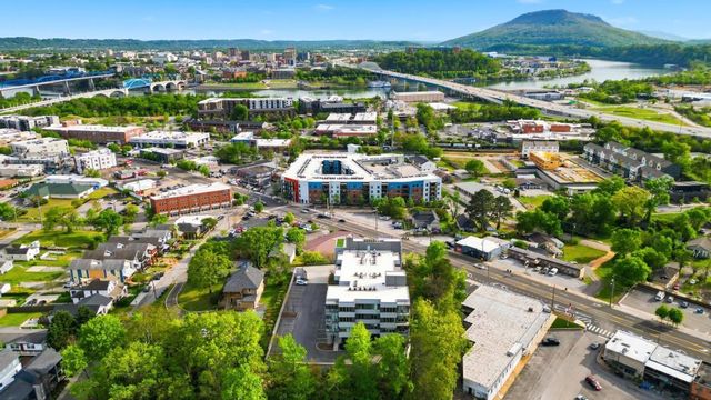 411 Fairpoint Street 205, Chattanooga, TN 37405