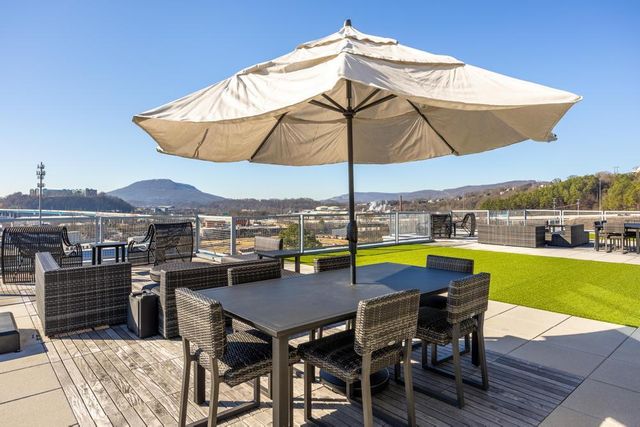 411 Fairpoint Street 205, Chattanooga, TN 37405