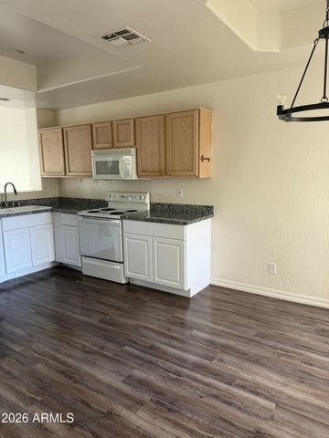 4301 N 21st Street Unit 60, Phoenix, AZ 85016