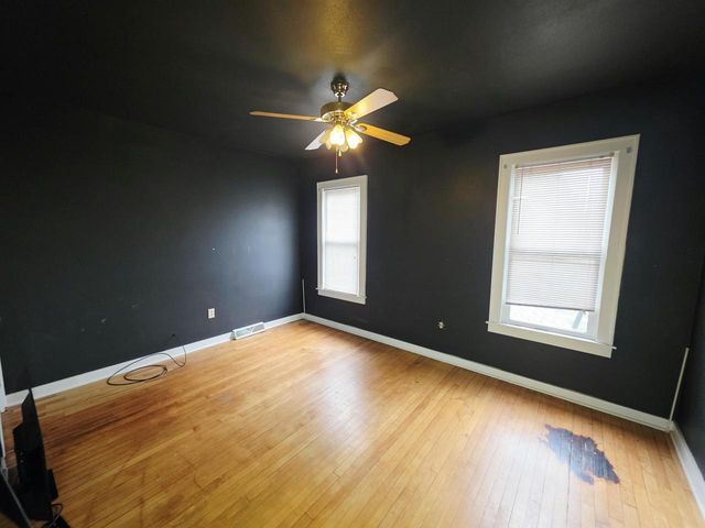 2563 N 12th STREET, Milwaukee, WI 53206