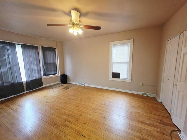 2563 N 12th STREET, Milwaukee, WI 53206