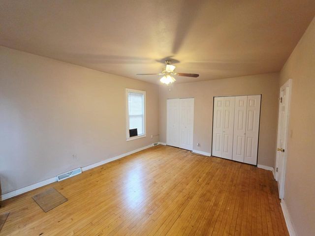 2563 N 12th STREET, Milwaukee, WI 53206