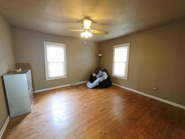 2563 N 12th STREET, Milwaukee, WI 53206