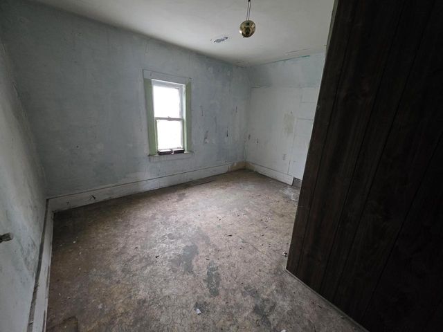 2563 N 12th STREET, Milwaukee, WI 53206