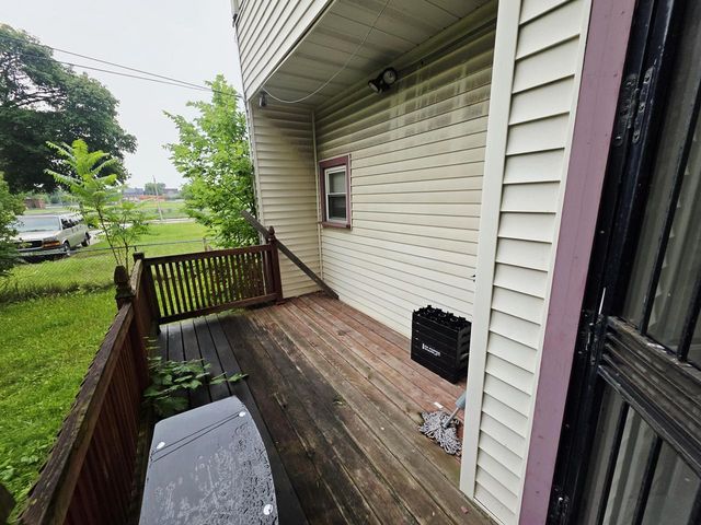 2563 N 12th STREET, Milwaukee, WI 53206