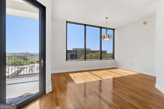 2828 Peachtree Road NE # 802, Atlanta, GA 30305