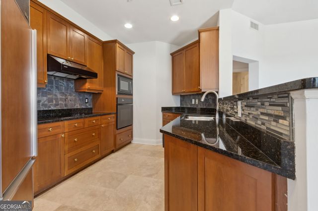 2828 Peachtree Road NE # 802, Atlanta, GA 30305