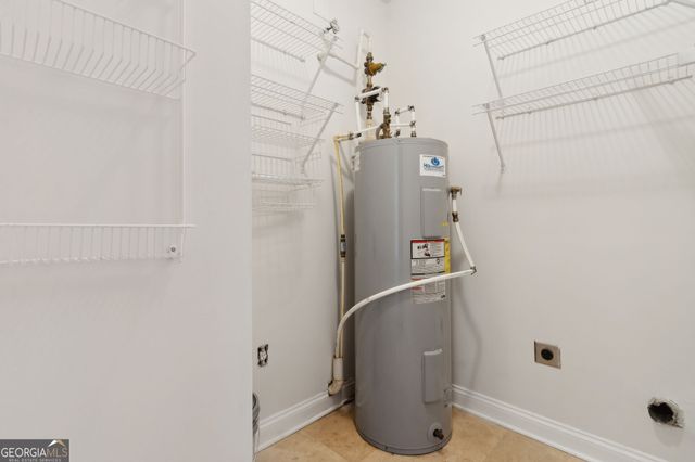 2828 Peachtree Road NE # 802, Atlanta, GA 30305