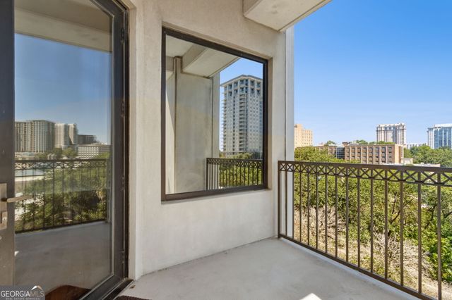 2828 Peachtree Road NE # 802, Atlanta, GA 30305