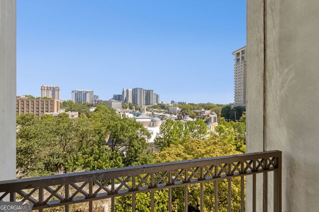 2828 Peachtree Road NE # 802, Atlanta, GA 30305