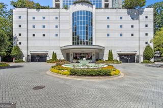 2828 Peachtree Road NE # 802, Atlanta, GA 30305