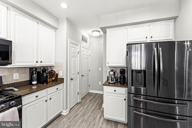 13649 VENTURI LN, Herndon, VA 20171