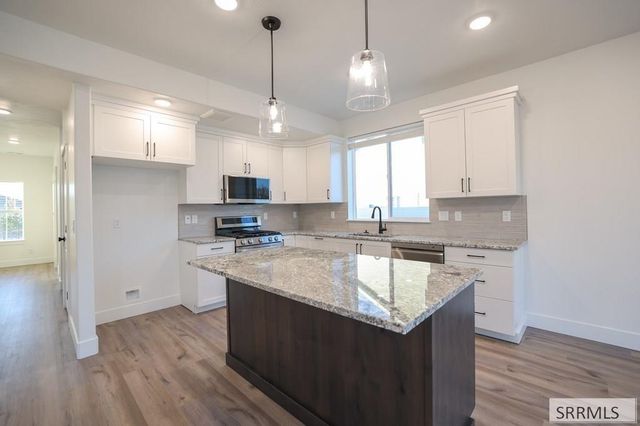 2195 W 550 S, Rexburg, ID 83440