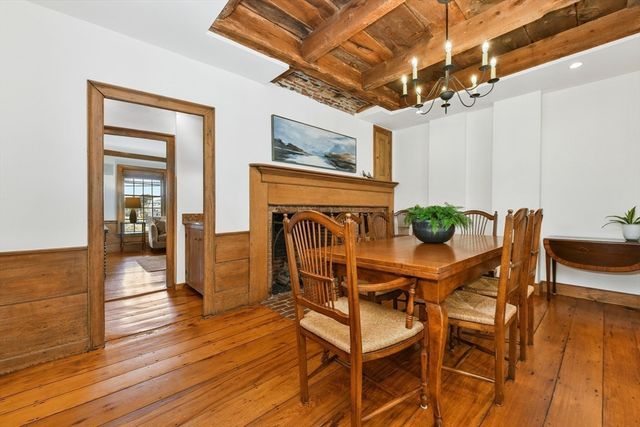 4 Margin St B, Cohasset, MA 02025