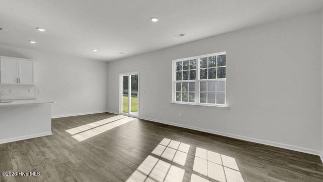718 Lazy Elm Lane, Aberdeen, NC 28315