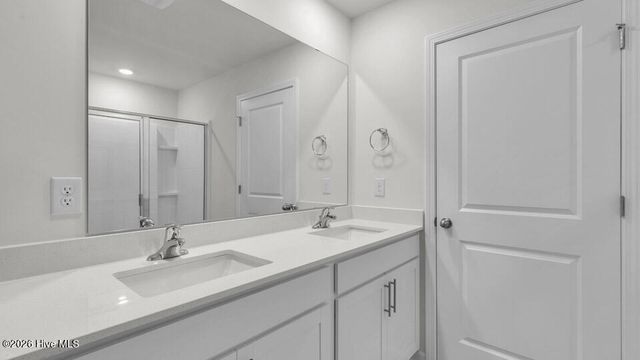 718 Lazy Elm Lane, Aberdeen, NC 28315