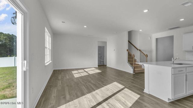 718 Lazy Elm Lane, Aberdeen, NC 28315