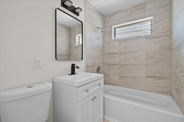 1306 S C Terrace, Lake Worth Beach, FL 33460
