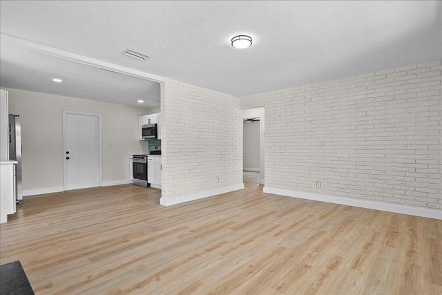 1306 S C Terrace, Lake Worth Beach, FL 33460
