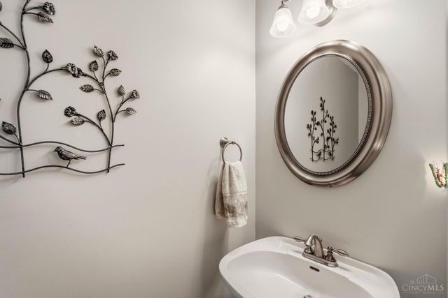 5881 Kearny Court, West Chester, OH 45069