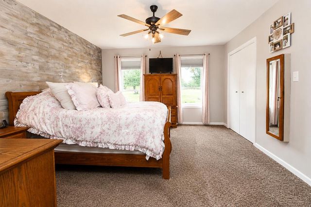 2946 S Collins Drive, La Porte, IN 46350