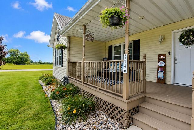2946 S Collins Drive, La Porte, IN 46350