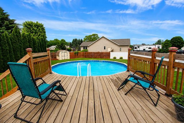 2946 S Collins Drive, La Porte, IN 46350