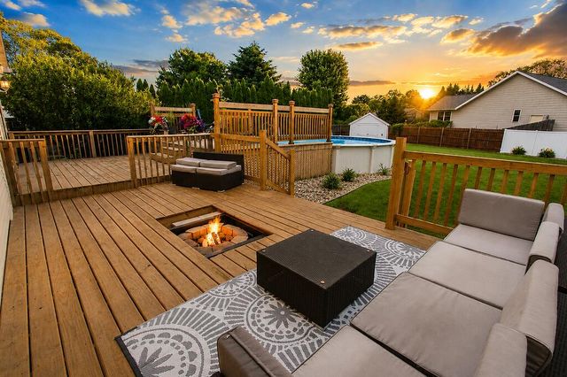 2946 S Collins Drive, La Porte, IN 46350