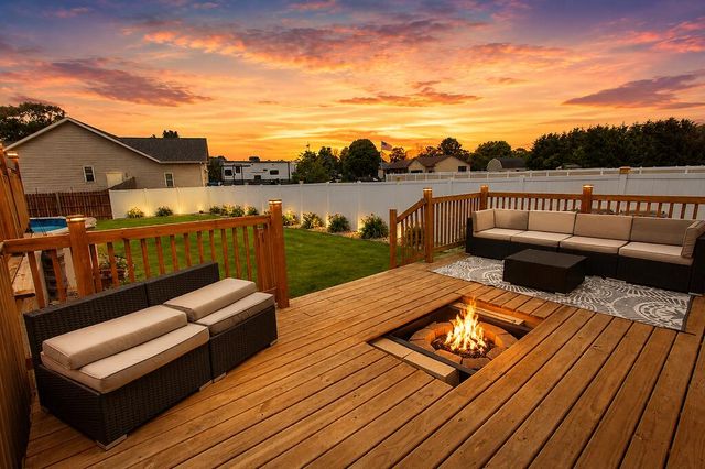 2946 S Collins Drive, La Porte, IN 46350