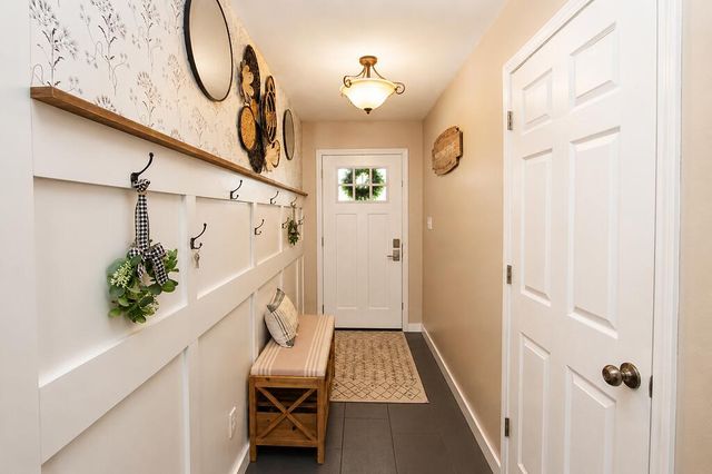 2946 S Collins Drive, La Porte, IN 46350