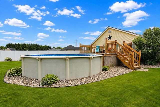 2946 S Collins Drive, La Porte, IN 46350