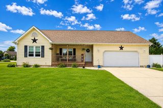 2946 S Collins Drive, La Porte, IN 46350