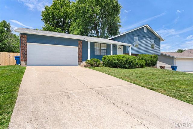 4 Voyager Drive, St Peters, MO 63376