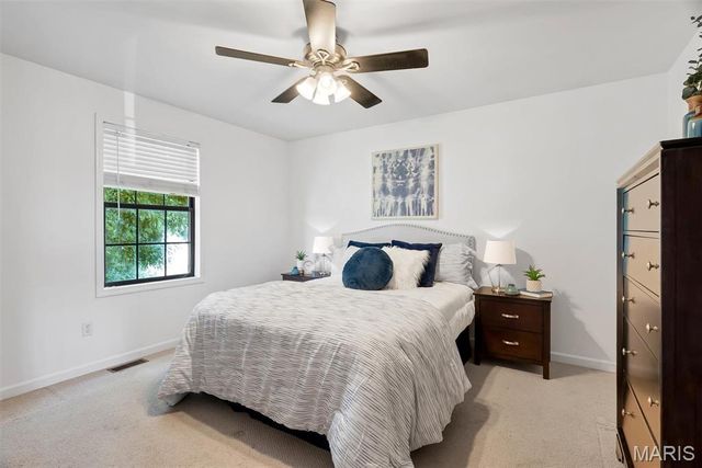 4 Voyager Drive, St Peters, MO 63376