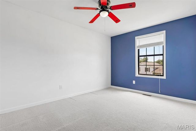 4 Voyager Drive, St Peters, MO 63376