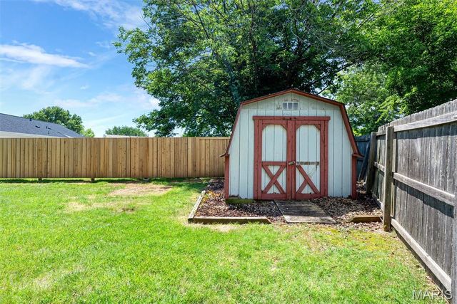 4 Voyager Drive, St Peters, MO 63376