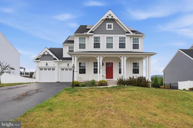 216 HOLLYHOCK DR, Manchester, PA 17345