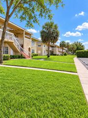 10113 TWIN LAKES Drive 24-E, Coral Springs, FL 33071