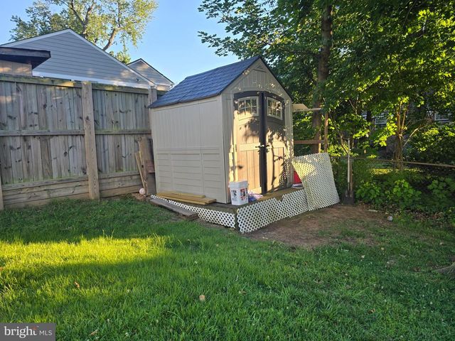 6012 MELVERN DR, Bethesda, MD 20817