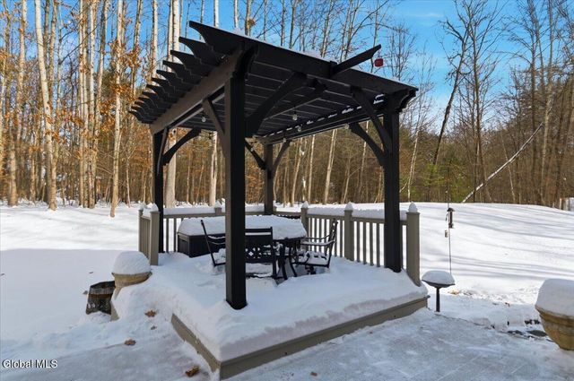 4 White Birch Lane, Wilton, NY 12831