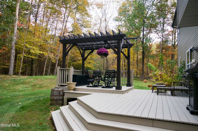 4 White Birch Lane, Wilton, NY 12831