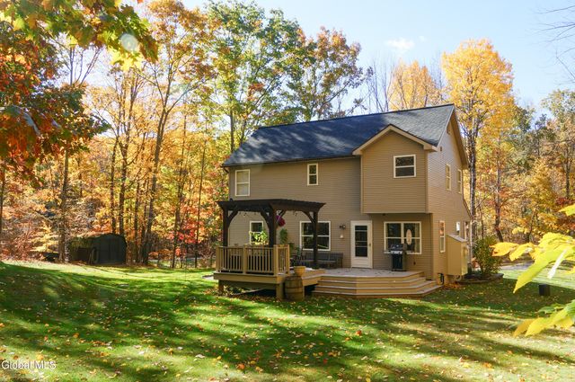 4 White Birch Lane, Wilton, NY 12831