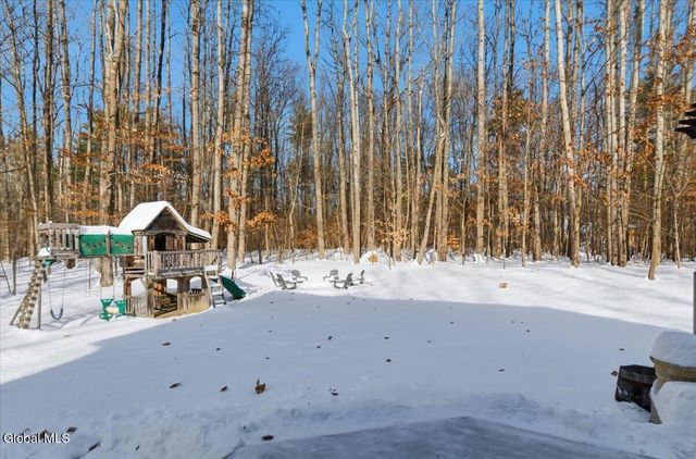 4 White Birch Lane, Wilton, NY 12831